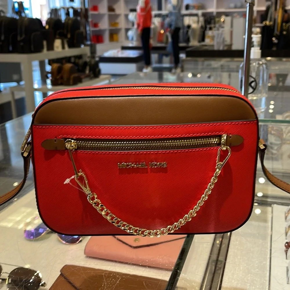 MICHAEL KORS 
Jet Set Item Large EW Zip Chain XBody Saffiano Leather Crossbody - Picture 14 of 16